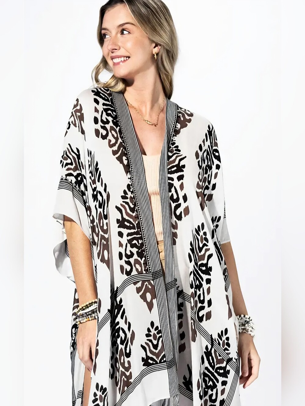 1132 Lightweight White & Brown Animal Print Kimono